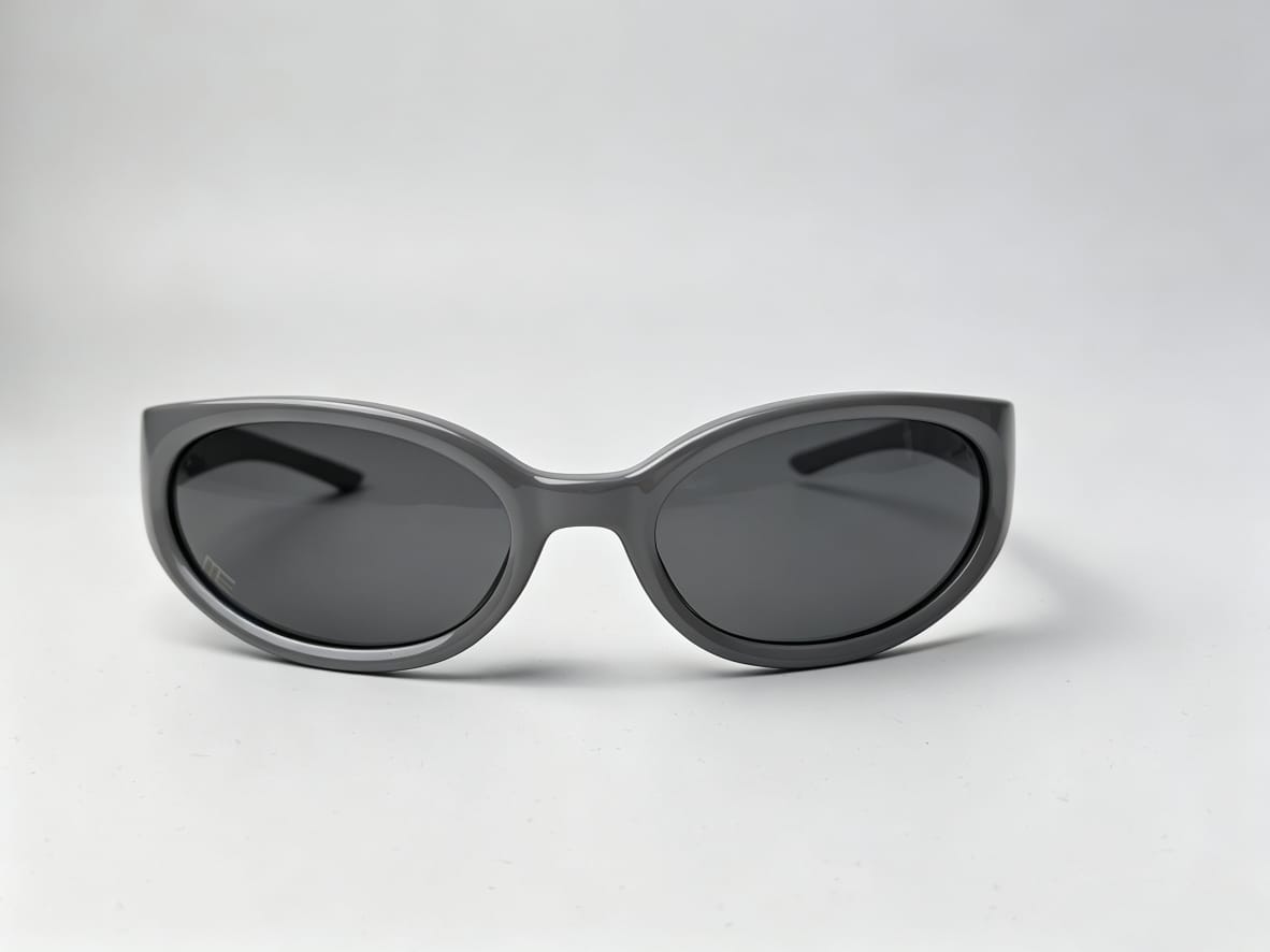 ALIEN GRIS