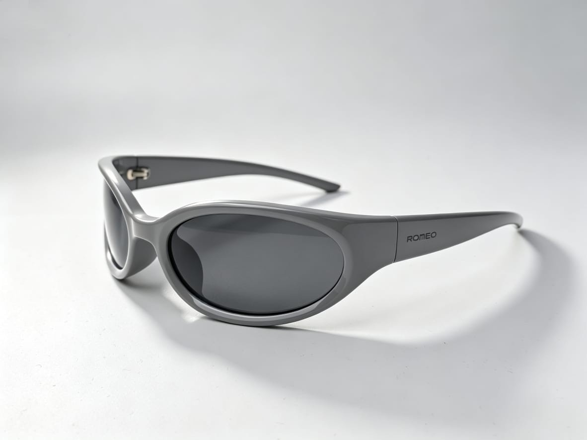 ALIEN GRIS